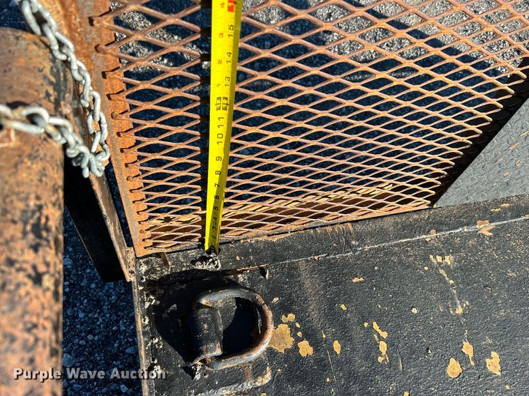 image for item KH9593 2006 Apache Trailers  utility trailer