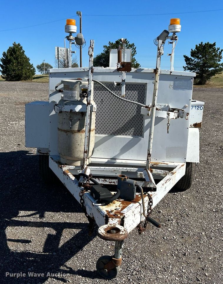 image for item KH9603 1987 Hesco Mobile Power Unit 150010  power unit trailer