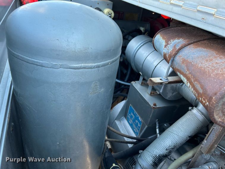 image for item KH9603 1987 Hesco Mobile Power Unit 150010  power unit trailer