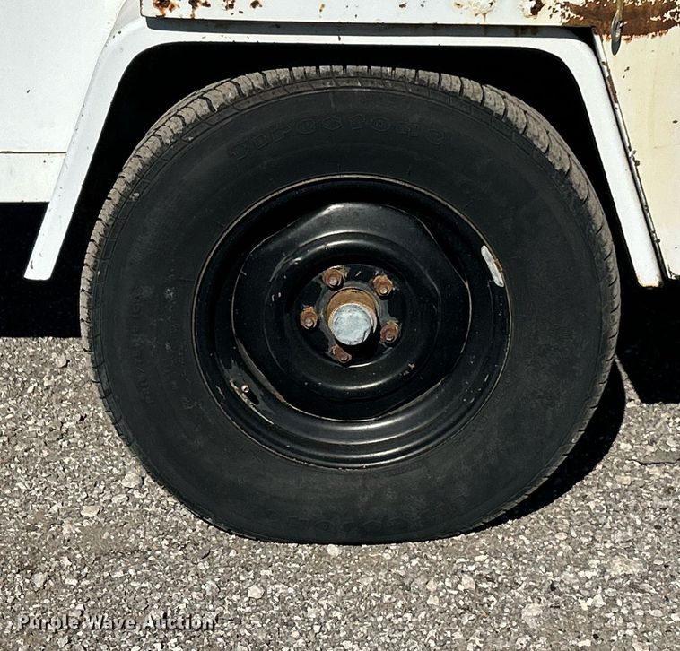 image for item KH9603 1987 Hesco Mobile Power Unit 150010  power unit trailer