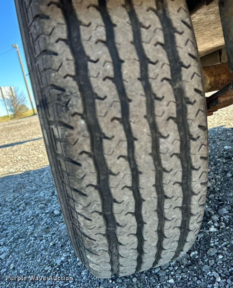 image for item KH9603 1987 Hesco Mobile Power Unit 150010  power unit trailer