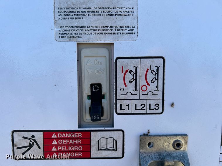 image for item KH9605 2007 Magnum MMG35FH  generator