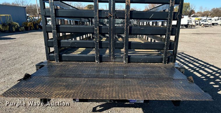 image for item KH9614 2015 Ford F650 Super Duty  flatbed truck