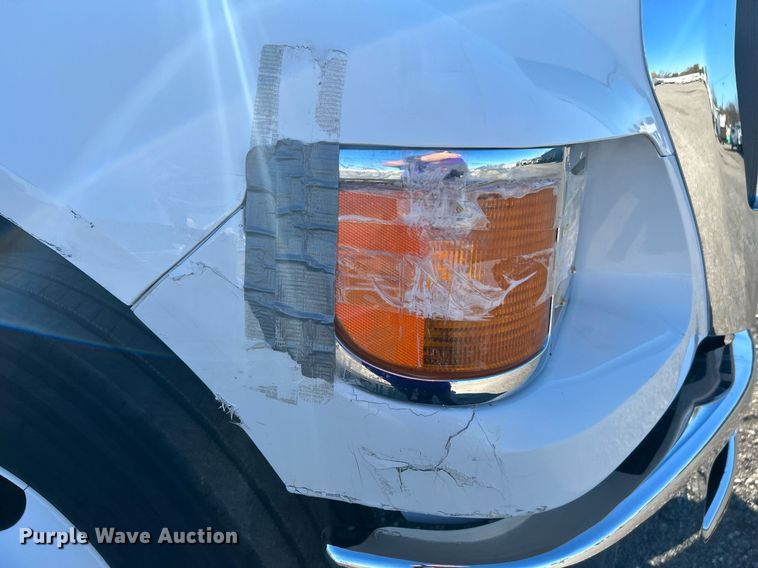 image for item KH9614 2015 Ford F650 Super Duty  flatbed truck