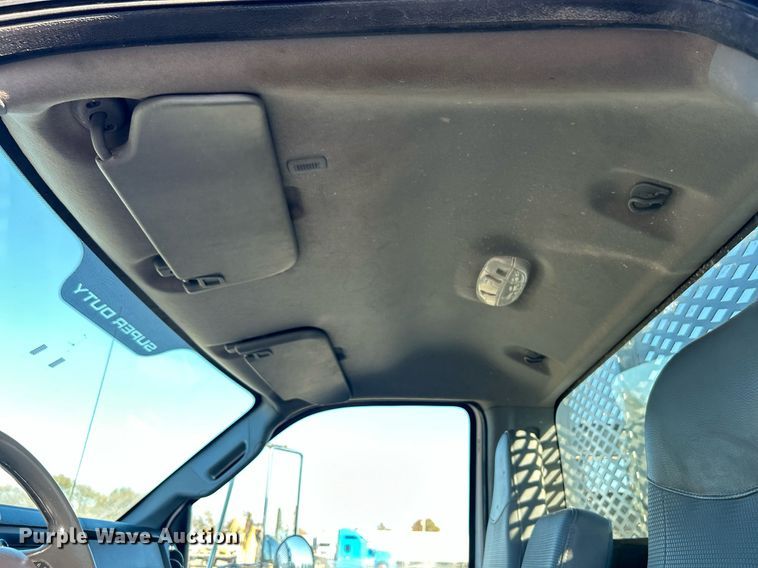 image for item KH9614 2015 Ford F650 Super Duty  flatbed truck