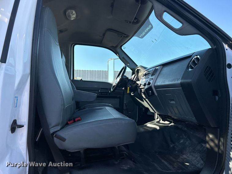 image for item KH9614 2015 Ford F650 Super Duty  flatbed truck