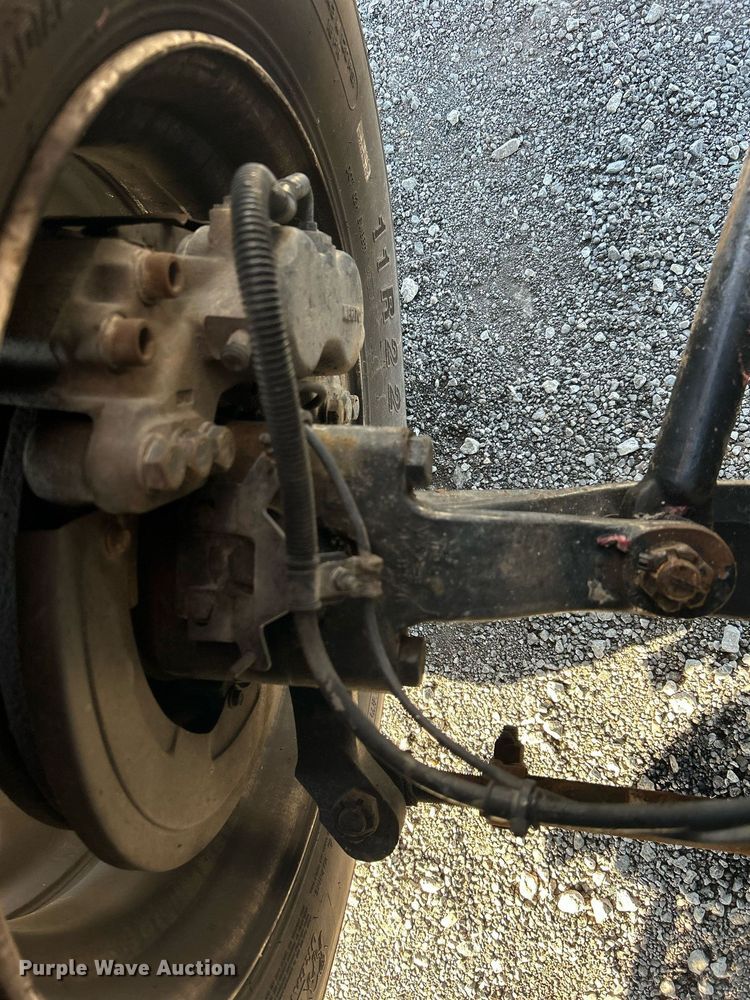 image for item KH9614 2015 Ford F650 Super Duty  flatbed truck