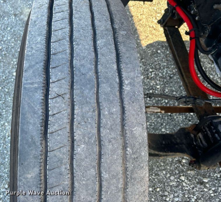 image for item KH9614 2015 Ford F650 Super Duty  flatbed truck