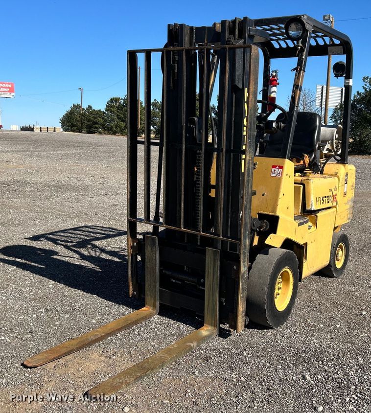 image for item KH9620 Hyster H35XL  forklift