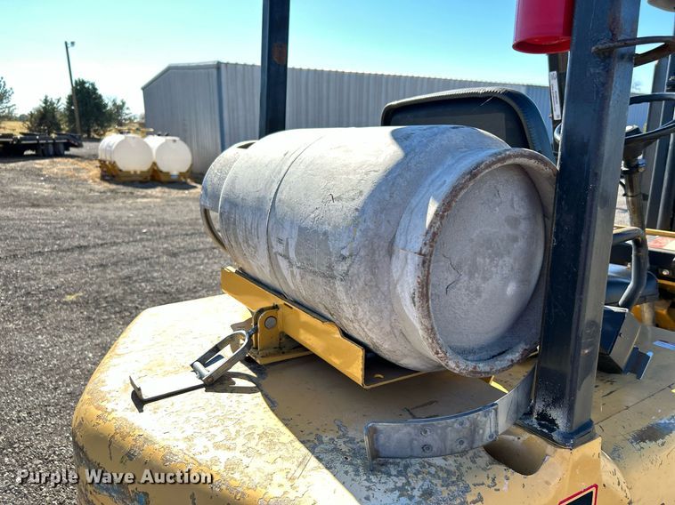 image for item KH9620 Hyster H35XL  forklift