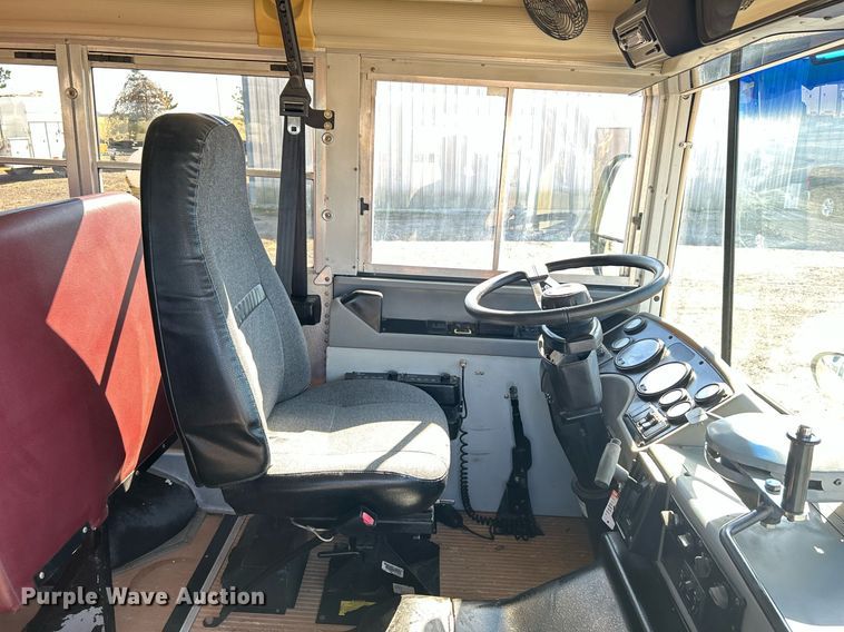 image for item KH9623 2006 Blue Bird  school bus