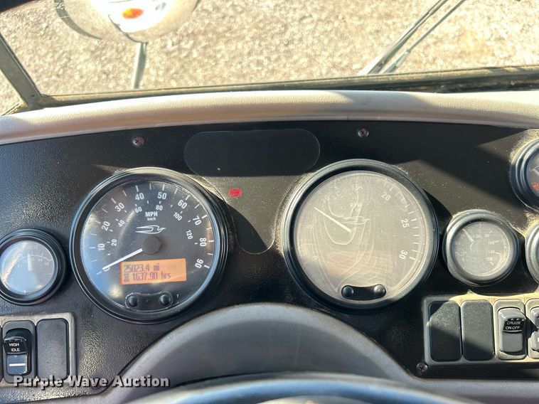 image for item KH9623 2006 Blue Bird  school bus