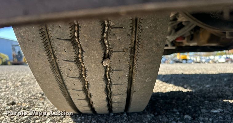 image for item KH9623 2006 Blue Bird  school bus