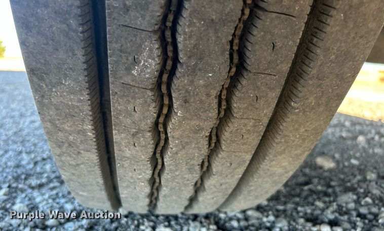 image for item KH9623 2006 Blue Bird  school bus