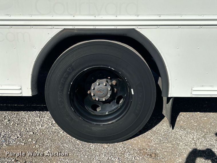 image for item KH9623 2006 Blue Bird  school bus