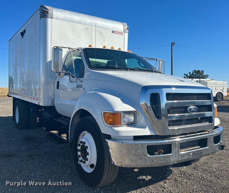 image for item KH9624 2013  Ford F650 Super Duty  box truck