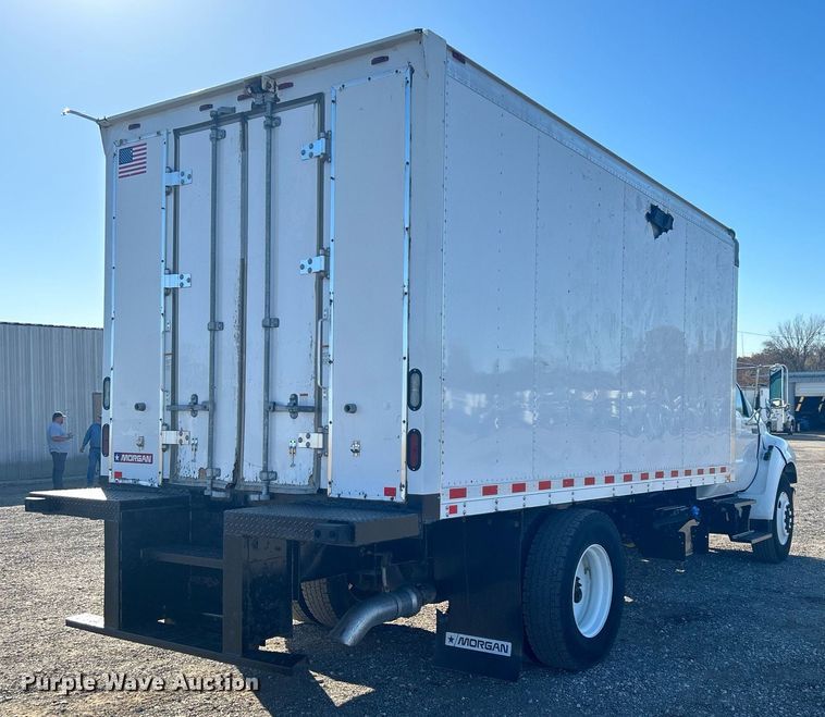 image for item KH9624 2013  Ford F650 Super Duty  box truck