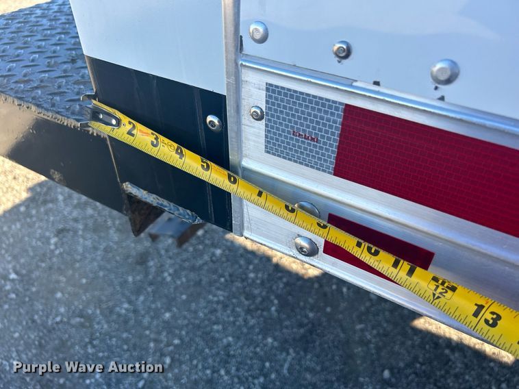 image for item KH9624 2013  Ford F650 Super Duty  box truck