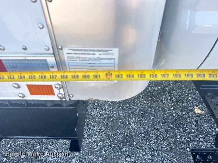 image for item KH9624 2013  Ford F650 Super Duty  box truck