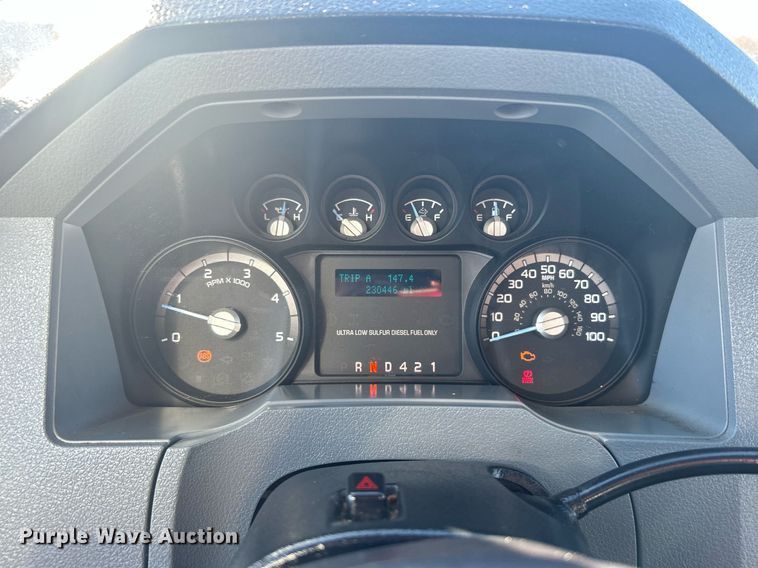 image for item KH9624 2013  Ford F650 Super Duty  box truck