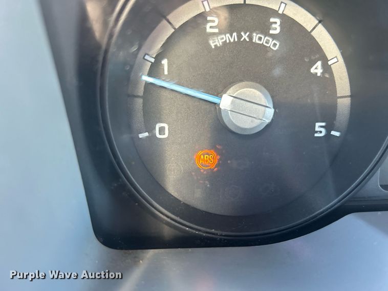 image for item KH9624 2013  Ford F650 Super Duty  box truck