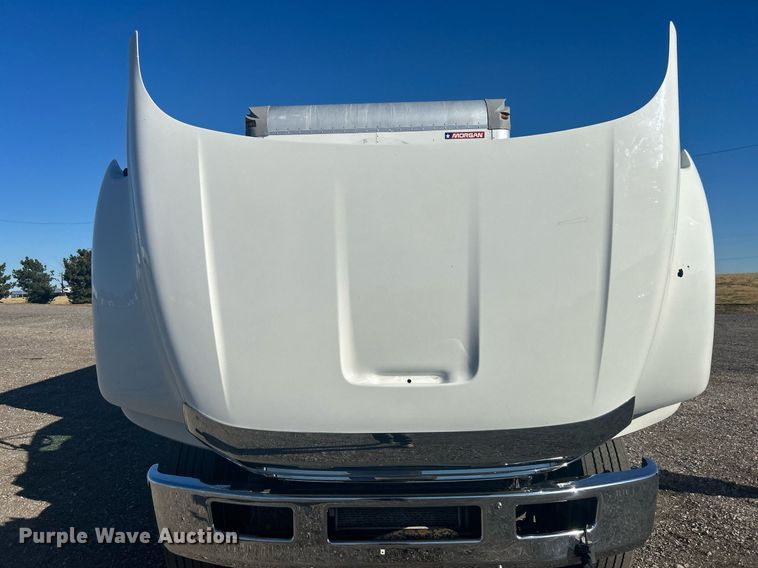 image for item KH9624 2013  Ford F650 Super Duty  box truck