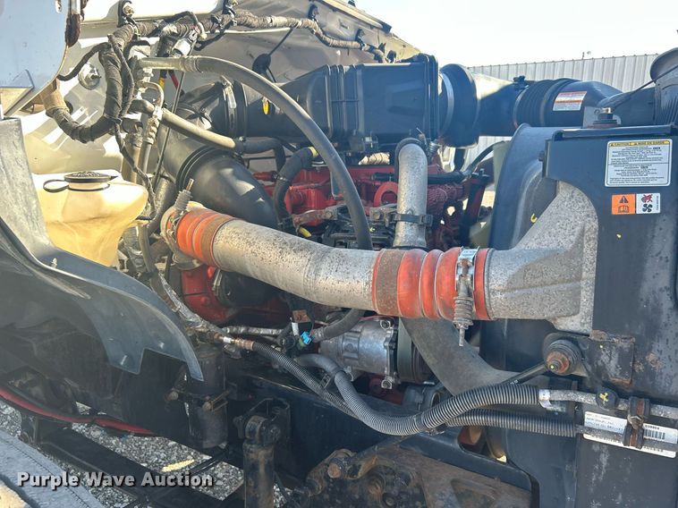 image for item KH9624 2013  Ford F650 Super Duty  box truck