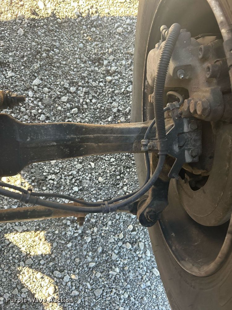 image for item KH9624 2013  Ford F650 Super Duty  box truck