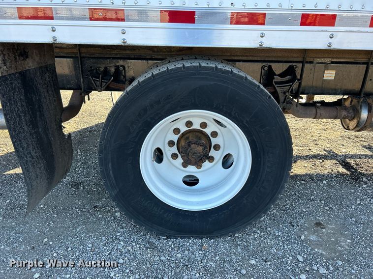 image for item KH9624 2013  Ford F650 Super Duty  box truck