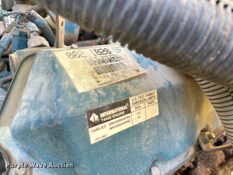 image for item KT9130 1998 International 3800  school bus