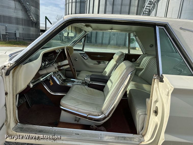 image for item KT9172 1965 Ford Thunderbird