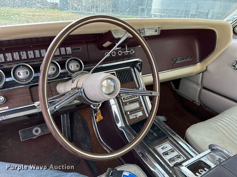 image for item KT9172 1965 Ford Thunderbird