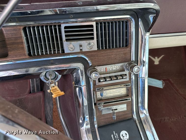 image for item KT9172 1965 Ford Thunderbird