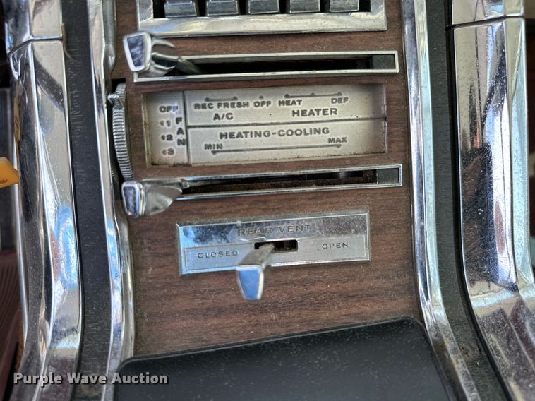 image for item KT9172 1965 Ford Thunderbird