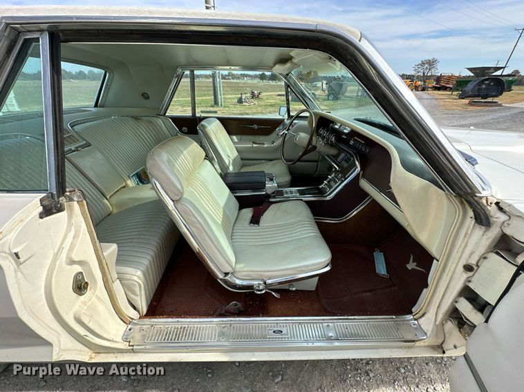 image for item KT9172 1965 Ford Thunderbird