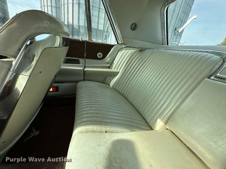 image for item KT9172 1965 Ford Thunderbird