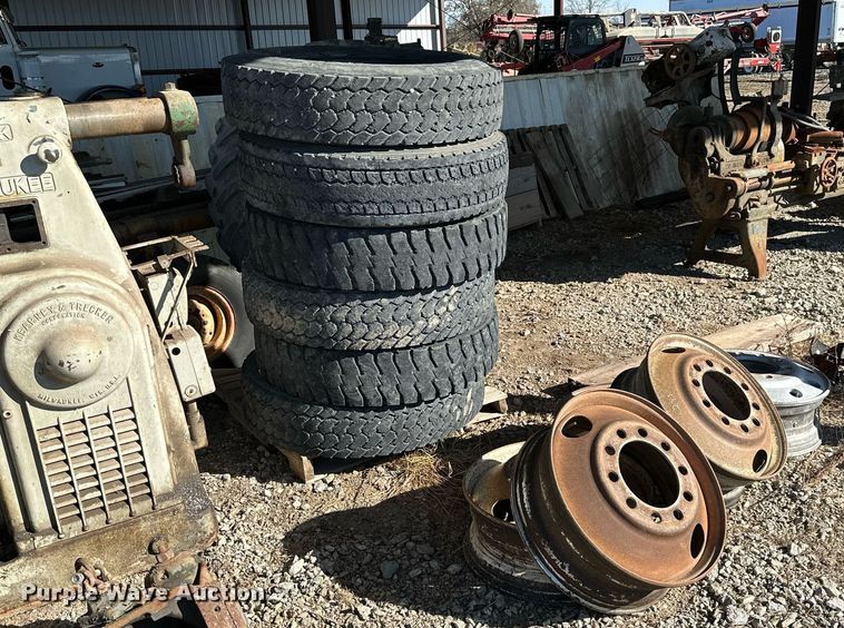 image for item KT9197 Tires and wheels