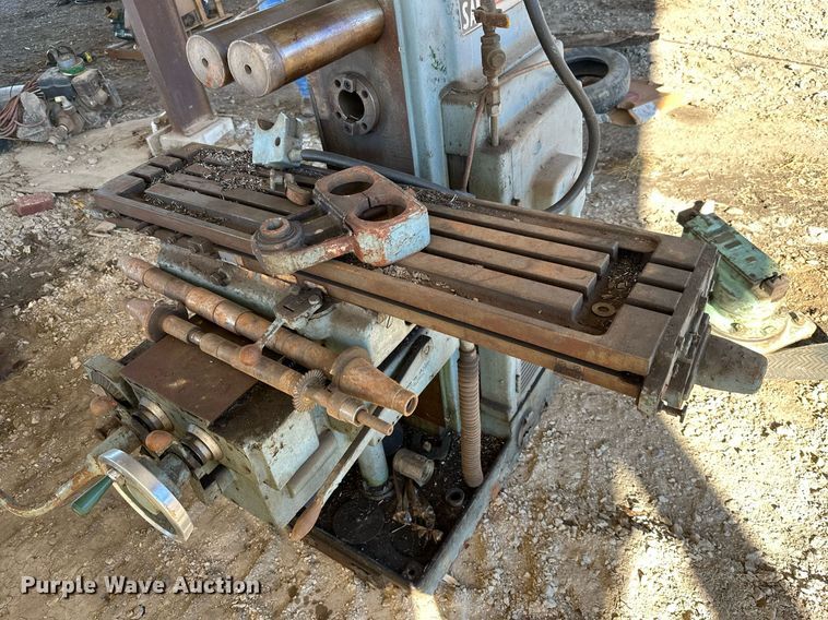 image for item KT9200 Milwaukee 250 SA  horizontal milling machine