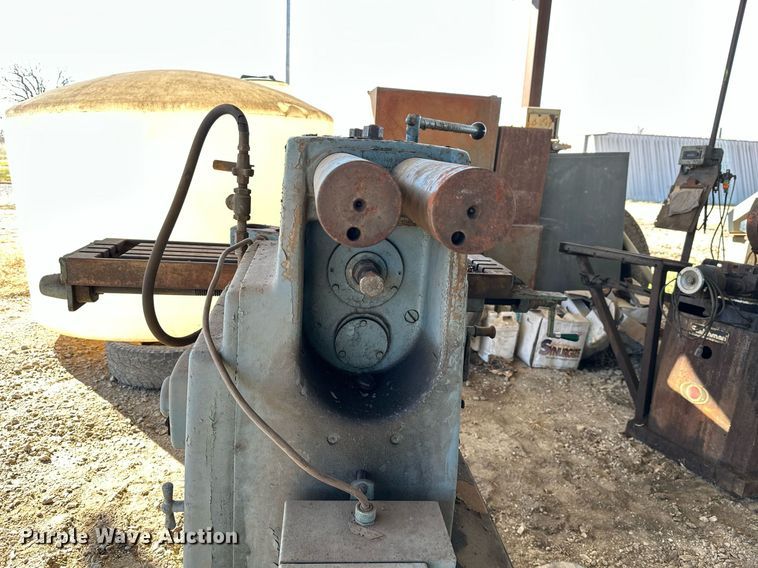 image for item KT9200 Milwaukee 250 SA  horizontal milling machine