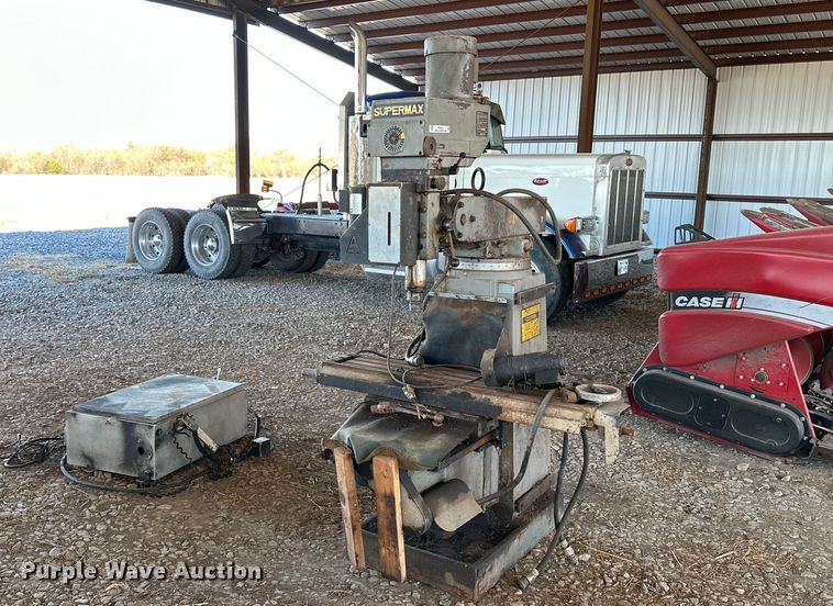 image for item KT9201 1988 Supermax YCM-16VS  vertical milling machine