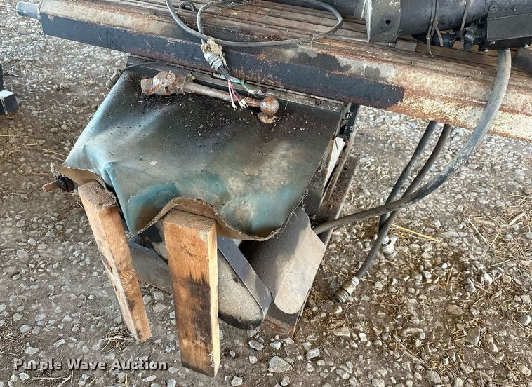 image for item KT9201 1988 Supermax YCM-16VS  vertical milling machine