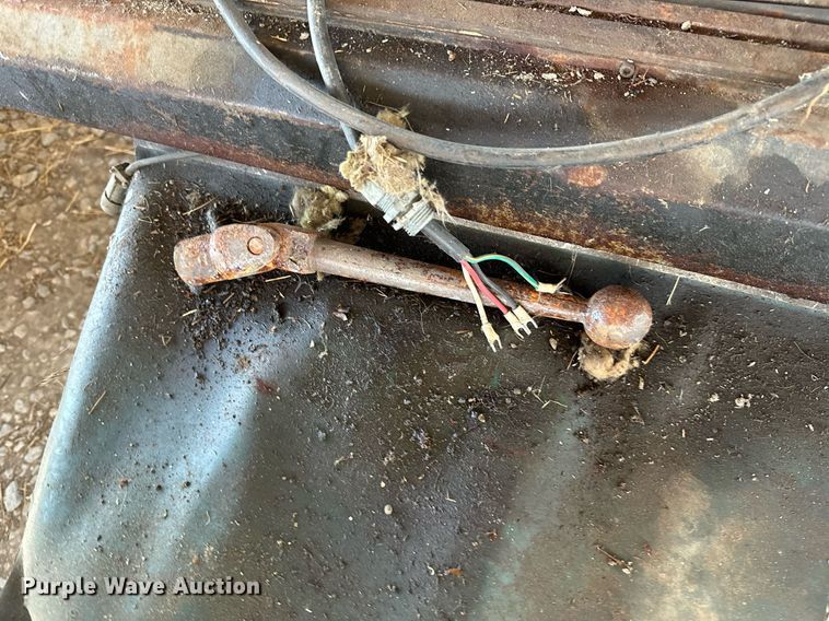 image for item KT9201 1988 Supermax YCM-16VS  vertical milling machine