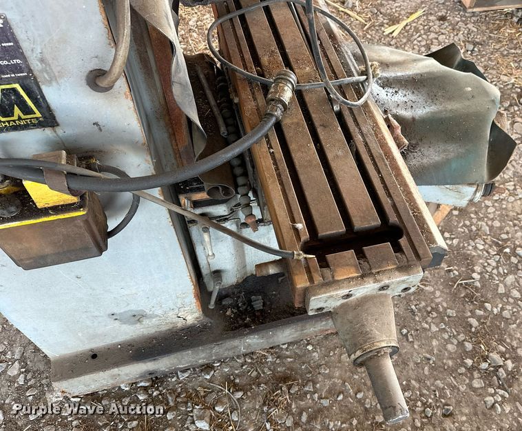 image for item KT9201 1988 Supermax YCM-16VS  vertical milling machine