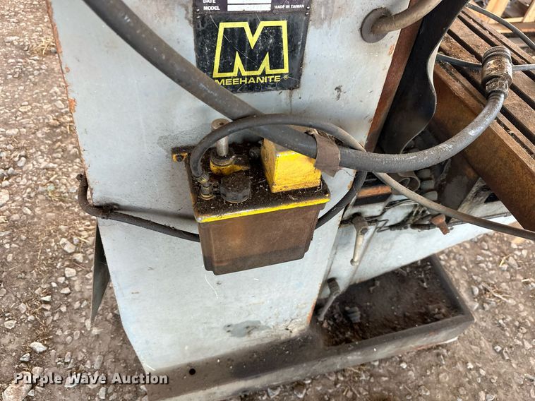 image for item KT9201 1988 Supermax YCM-16VS  vertical milling machine