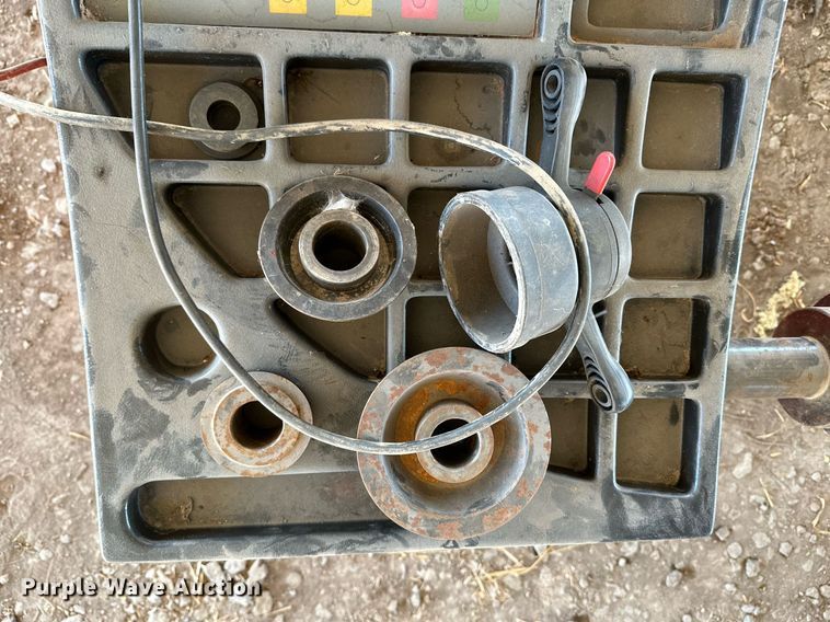 image for item KT9202 2000  WB-160 wheel balancer