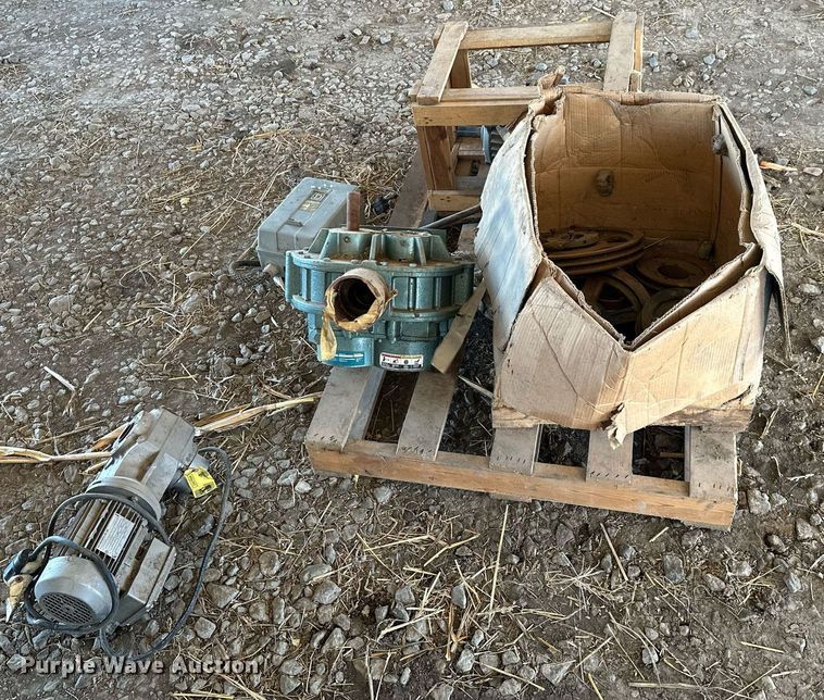 image for item KT9203 (2) electric motors