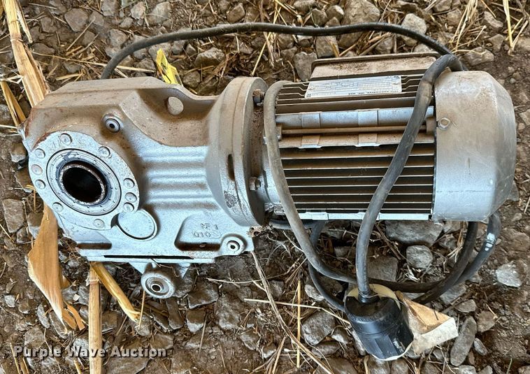 image for item KT9203 (2) electric motors