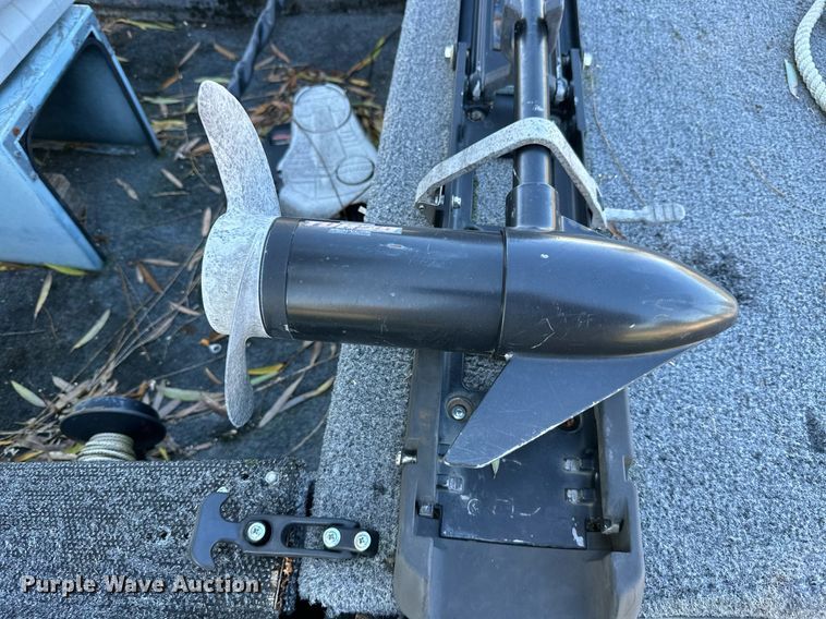 image for item KT9223 1990 Bass Tracker PF16 Special  boat