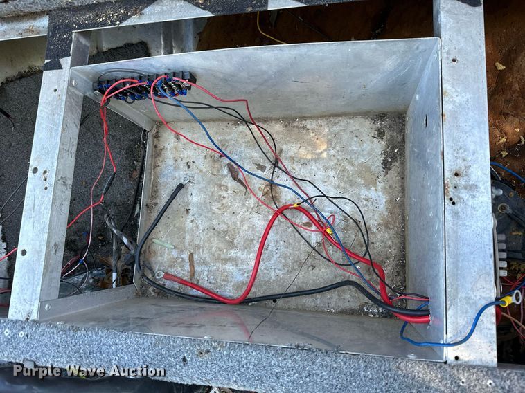 image for item KT9223 1990 Bass Tracker PF16 Special  boat