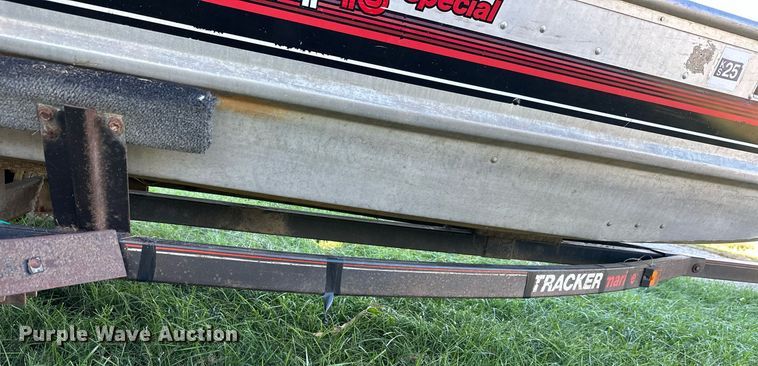 image for item KT9223 1990 Bass Tracker PF16 Special  boat